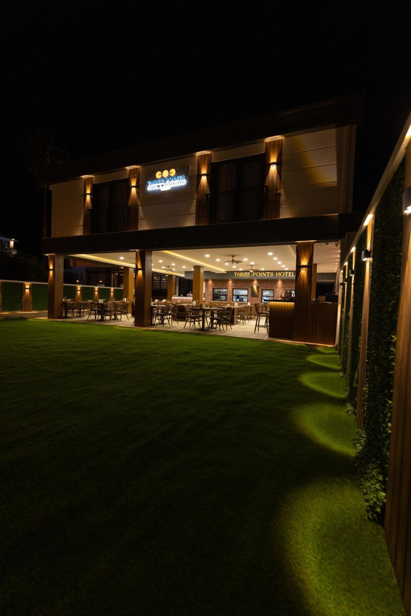 Three Points Hotel ベルディビ エクステリア 写真