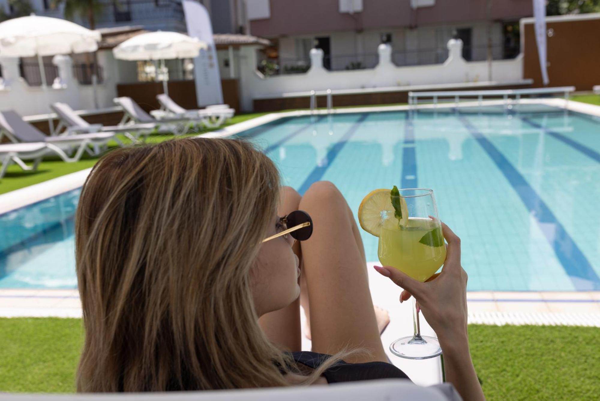 Three Points Hotel ベルディビ エクステリア 写真