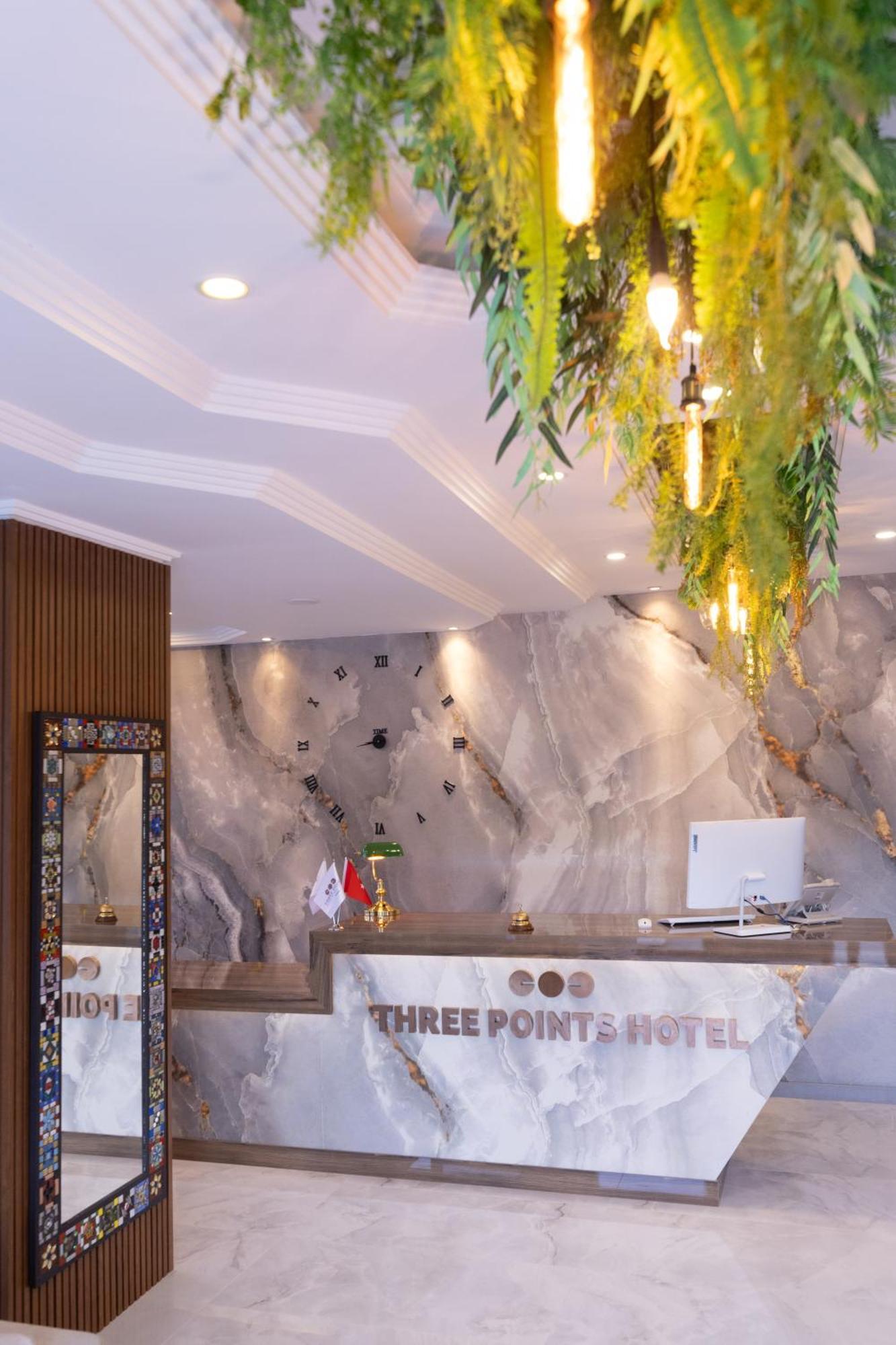 Three Points Hotel ベルディビ エクステリア 写真
